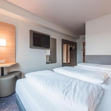 B&B Hotel Раштатт Екстер'єр фото