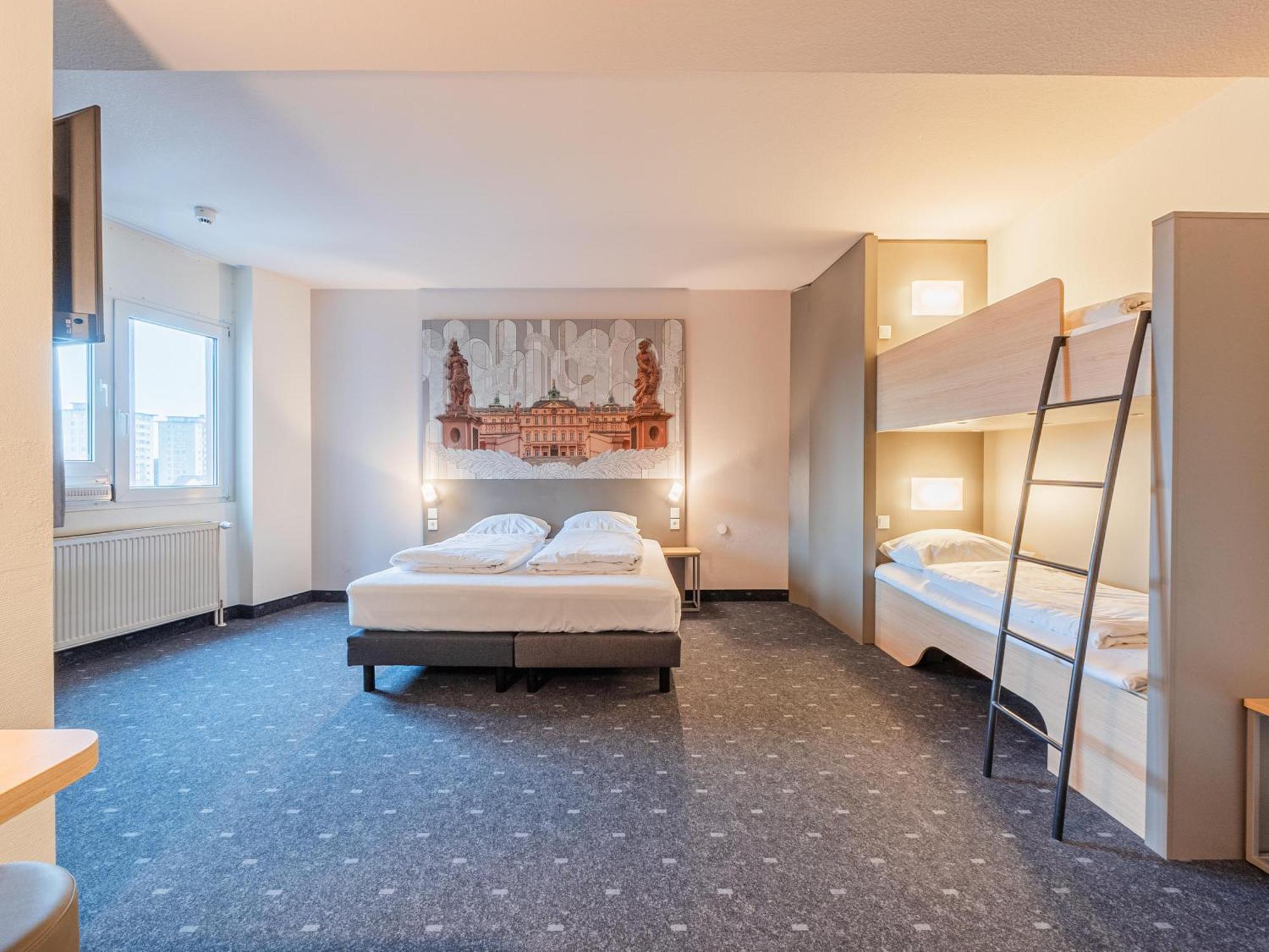 B&B Hotel Раштатт Екстер'єр фото
